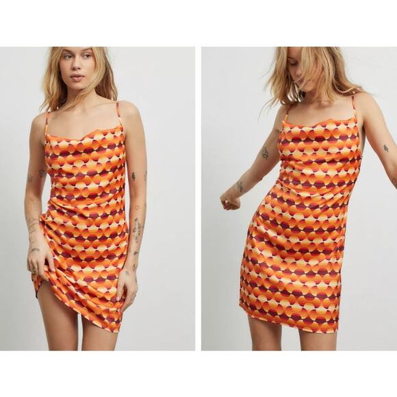 Urban Outfitters Mallory Orange Groovy Print Mini Dress NWT Size Small Festival - Picture 1 of 12